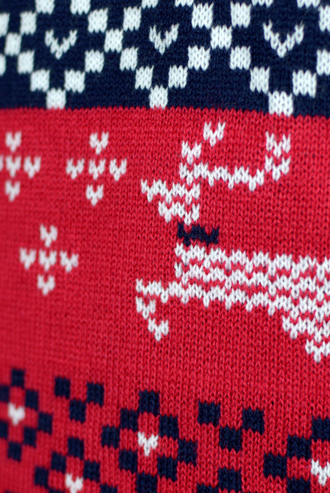 detail Canada Red Couple's Christmas Jumper